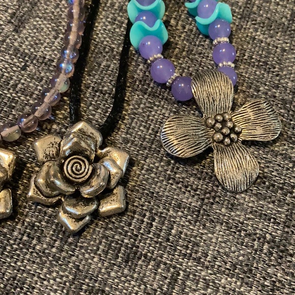 SALE Four Flower Necklaces - Picture 4 of 5
